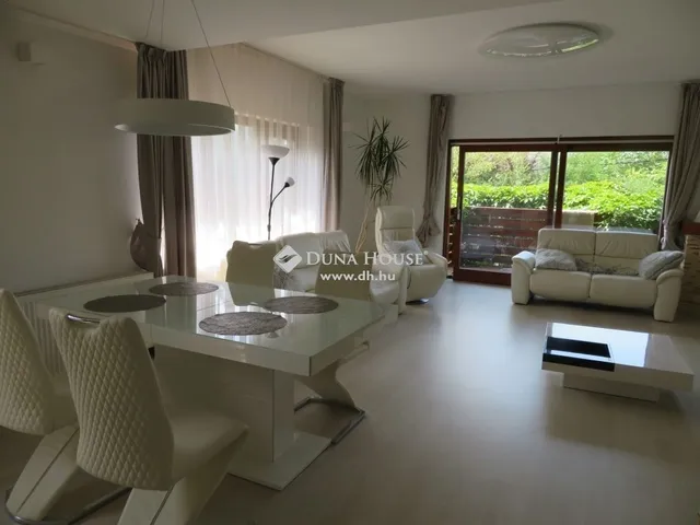 Eladó ház Páty 192 nm