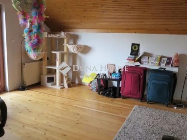 Eladó ház Páty 192 nm