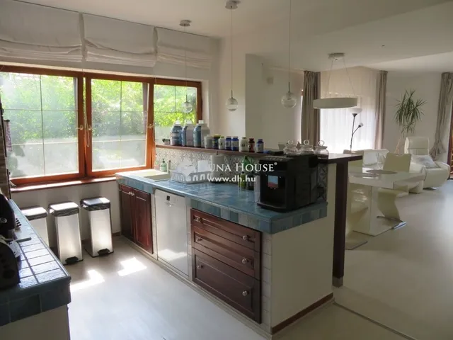 Eladó ház Páty 192 nm