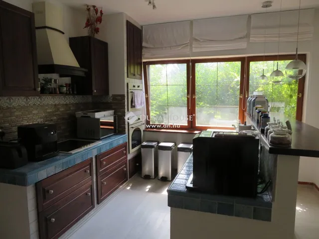 Eladó ház Páty 192 nm