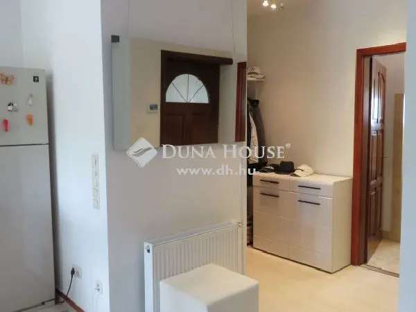 Eladó ház Páty 192 nm