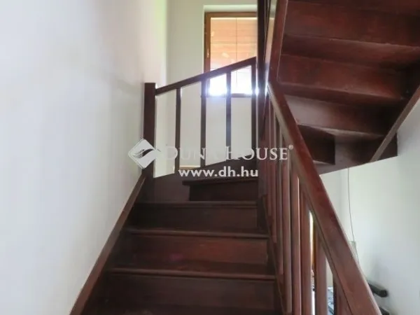 Eladó ház Páty 192 nm