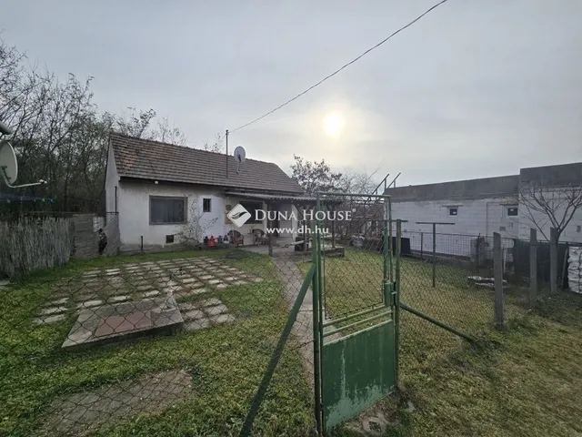 Eladó ház Budapest XVIII. kerület, Gloriett-telep 40 nm