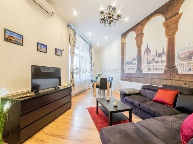 Eladó lakás Budapest VI. kerület 80 nm