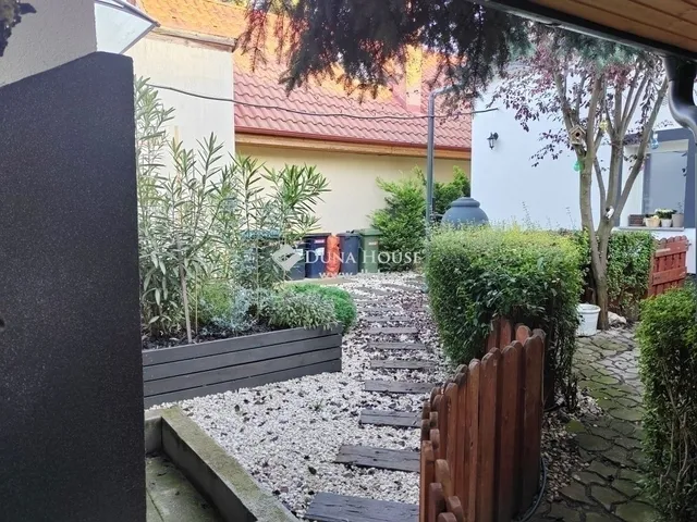 Eladó ház Budapest XVI. kerület, Sashalom 101 nm