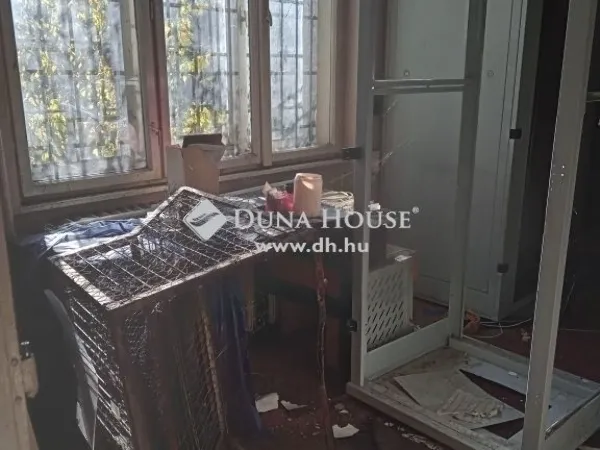 Eladó kereskedelmi és ipari ingatlan Budapest X. kerület 2538 nm