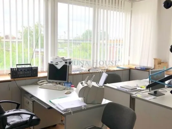 Eladó kereskedelmi és ipari ingatlan Budapest X. kerület 521 nm