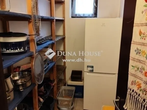 Eladó ház Budapest XV. kerület, Rákospalota 187 nm