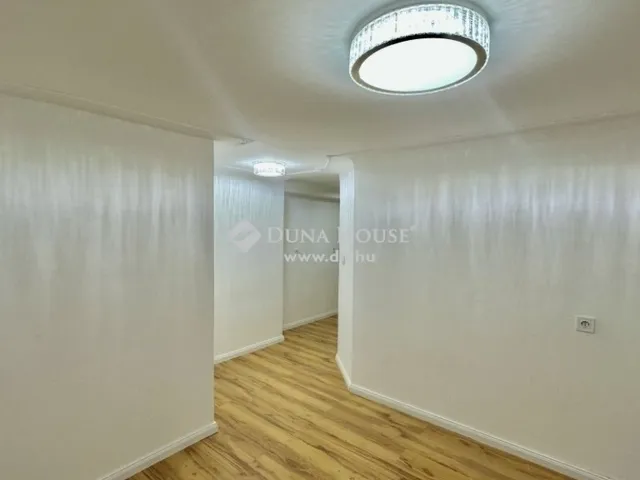 Eladó lakás Budapest V. kerület, Belváros 90 nm
