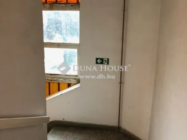 Eladó kereskedelmi és ipari ingatlan Budapest X. kerület, Felsőrákos 2283 nm