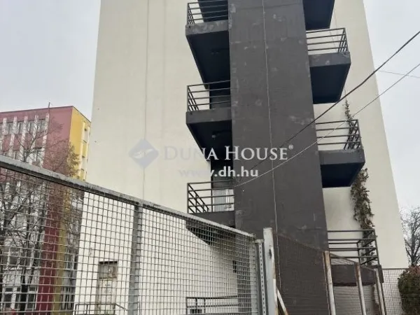 Eladó kereskedelmi és ipari ingatlan Budapest X. kerület, Felsőrákos 2283 nm