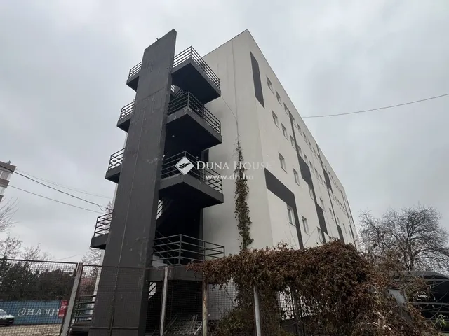 Eladó kereskedelmi és ipari ingatlan Budapest X. kerület, Felsőrákos 2283 nm