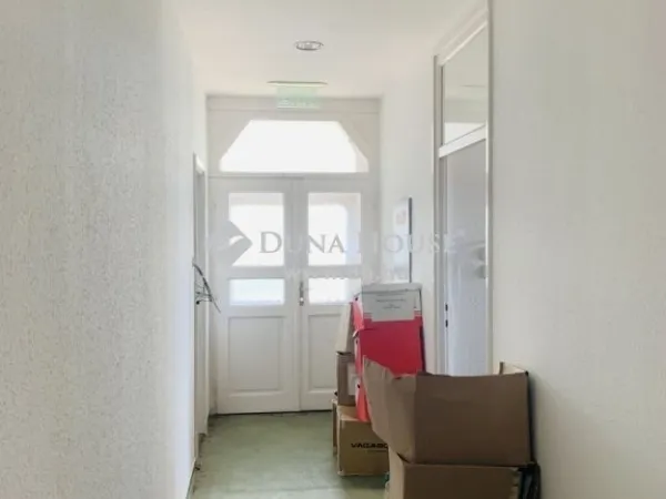 Eladó kereskedelmi és ipari ingatlan Budapest X. kerület, Felsőrákos 2283 nm