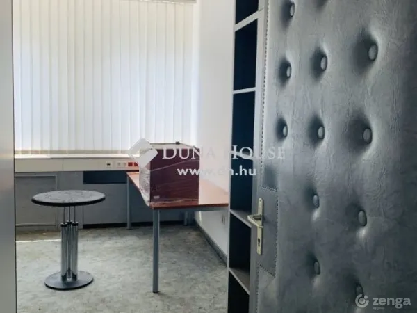 Eladó kereskedelmi és ipari ingatlan Budapest X. kerület, Felsőrákos 2283 nm