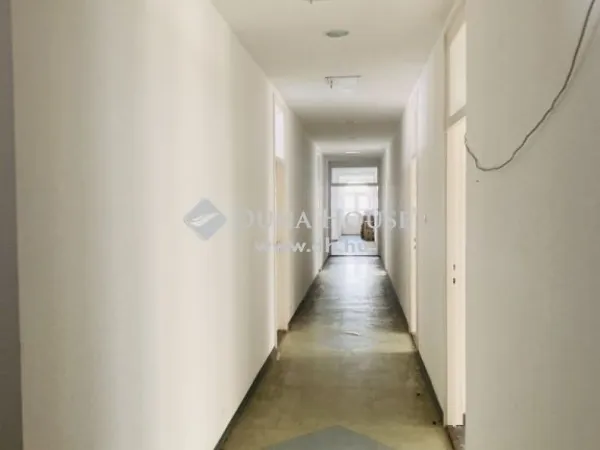 Eladó kereskedelmi és ipari ingatlan Budapest X. kerület, Felsőrákos 2283 nm