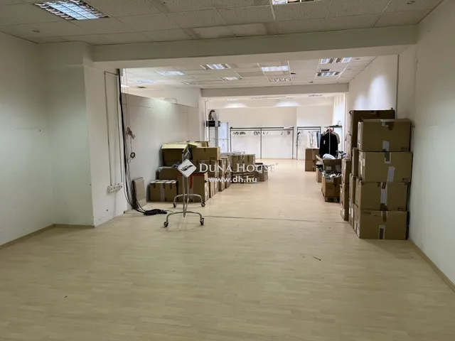 Eladó kereskedelmi és ipari ingatlan Budapest XI. kerület 820 nm