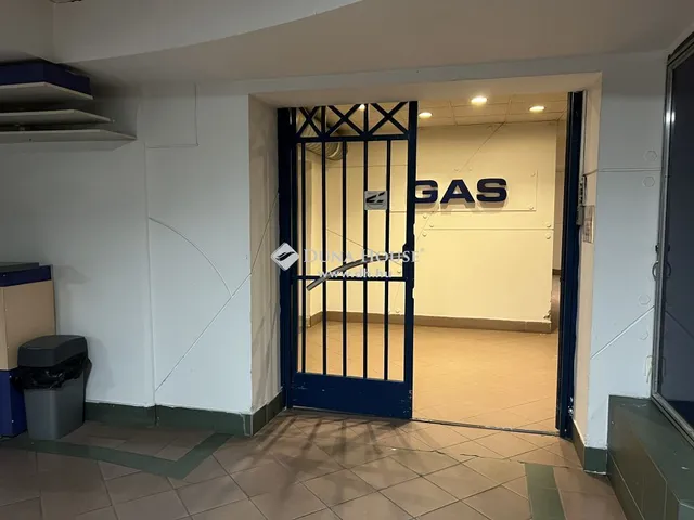 Eladó kereskedelmi és ipari ingatlan Budapest XI. kerület 820 nm