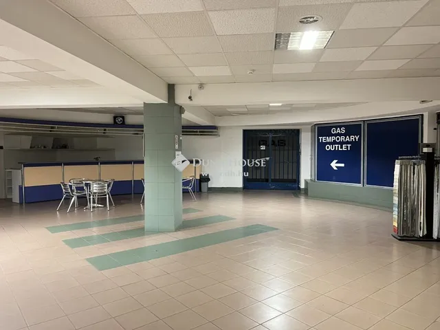 Eladó kereskedelmi és ipari ingatlan Budapest XI. kerület 820 nm