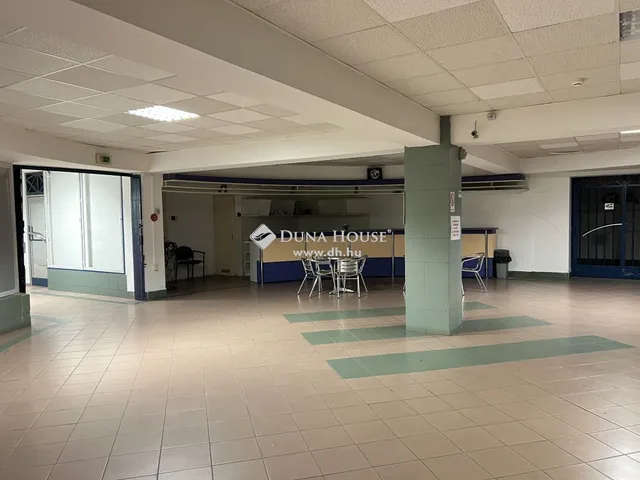 Eladó kereskedelmi és ipari ingatlan Budapest XI. kerület 820 nm
