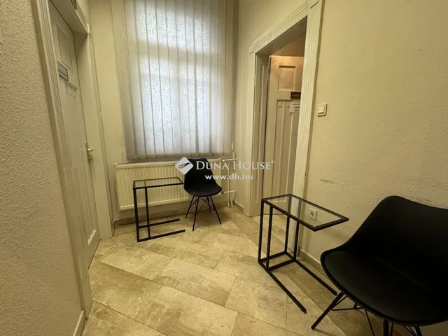 Eladó kereskedelmi és ipari ingatlan Budapest XI. kerület 121 nm