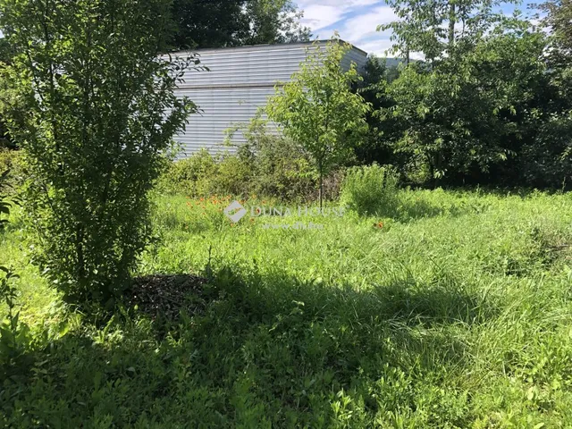 Eladó telek Budapest XI. kerület 1400 nm