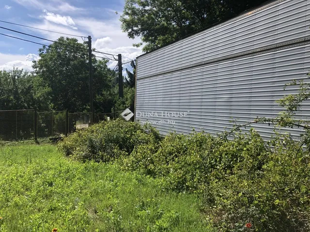 Eladó telek Budapest XI. kerület 1400 nm