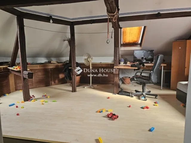 Eladó ház Budapest XX. kerület 280 nm