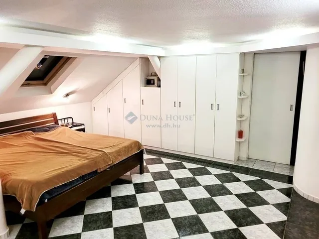 Eladó ház Budapest XVIII. kerület 234 nm