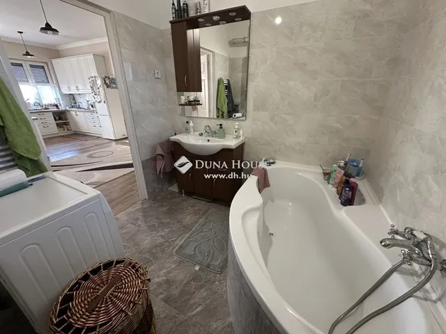 Eladó ház Budapest XXI. kerület 240 nm