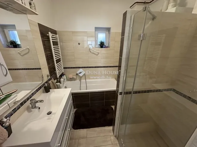 Eladó ház Budapest XXI. kerület 240 nm