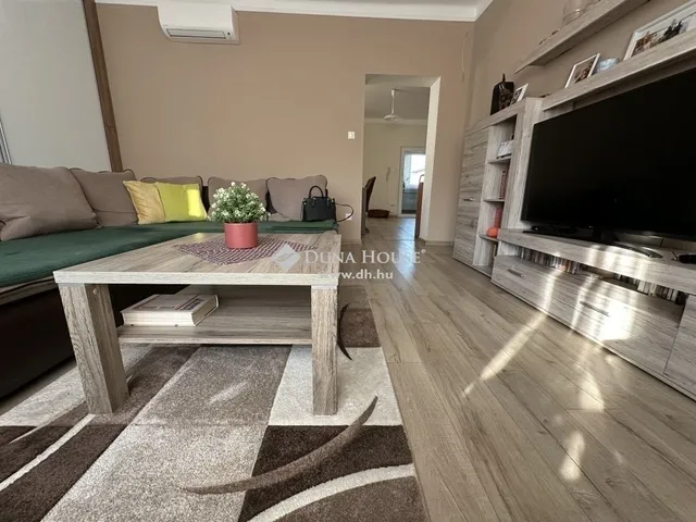 Eladó ház Budapest XXI. kerület 240 nm