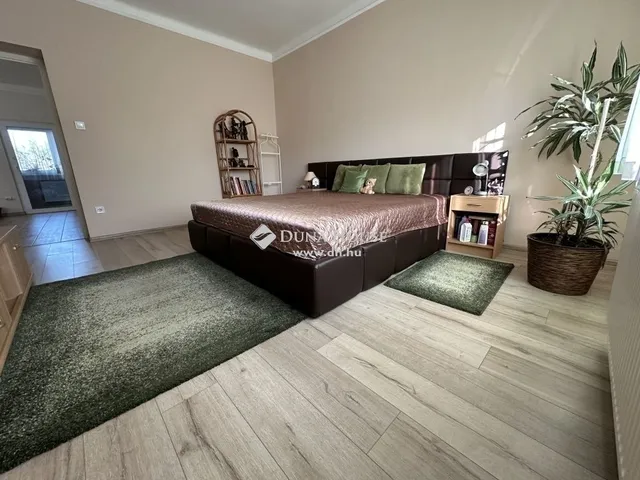 Eladó ház Budapest XXI. kerület 240 nm