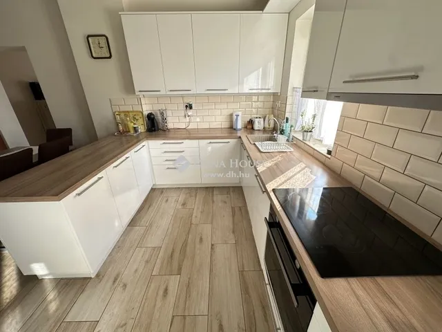 Eladó ház Budapest XXI. kerület 240 nm