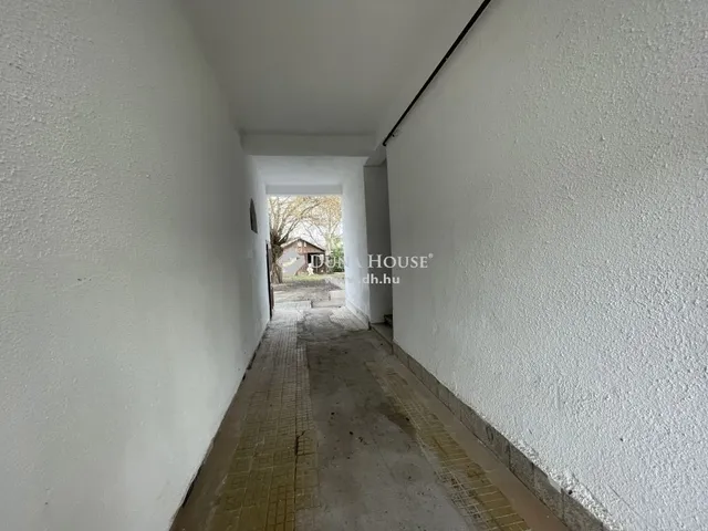 Eladó ház Budapest XVIII. kerület, Szent Lőrinc telep 67 nm