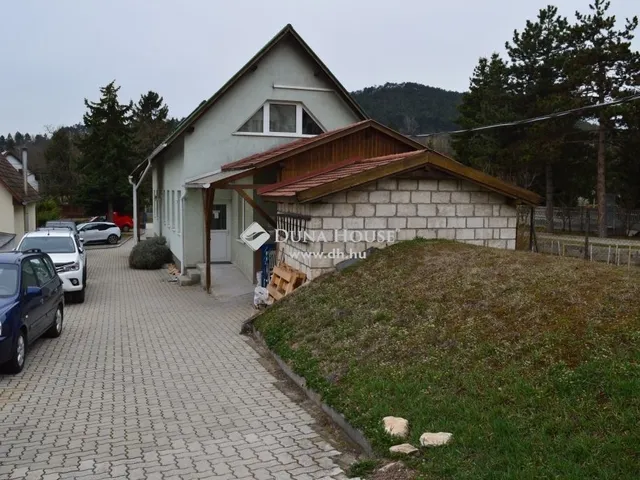 Eladó ház Pilisvörösvár 288 nm