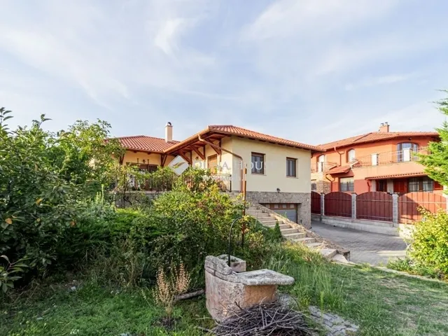 Eladó ház Diósd 200 nm