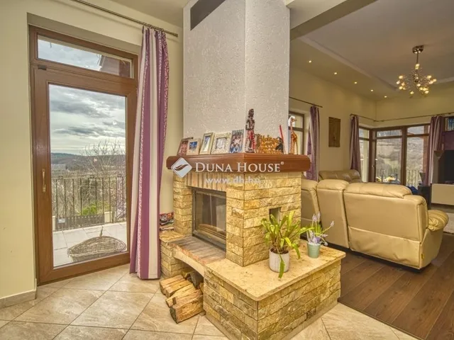 Eladó ház Pilisszentkereszt 222 nm