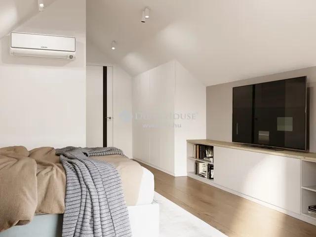 Eladó ház Budapest II. kerület 300 nm