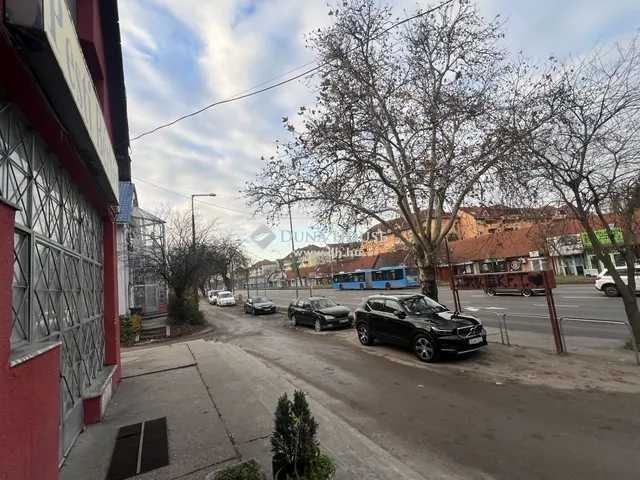 Eladó kereskedelmi és ipari ingatlan Budapest XVII. kerület 1440 nm