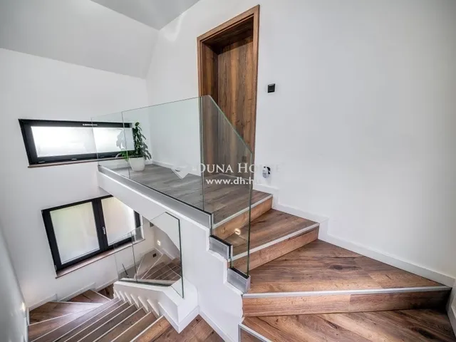 Eladó ház Budapest II. kerület 323 nm