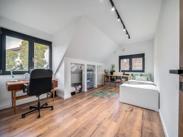 Eladó ház Budapest II. kerület 323 nm