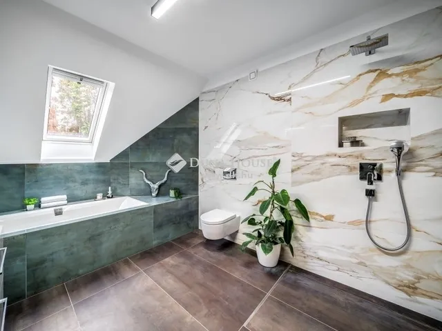 Eladó ház Budapest II. kerület 323 nm