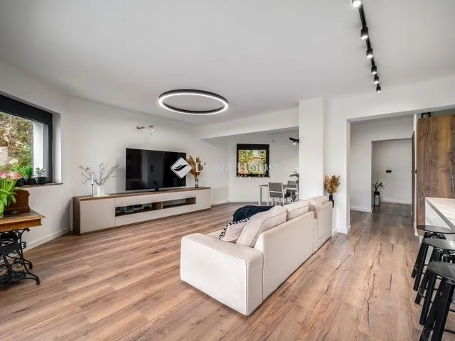 Eladó ház Budapest II. kerület 323 nm