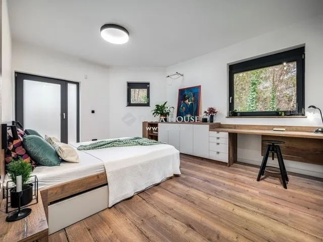 Eladó ház Budapest II. kerület 323 nm