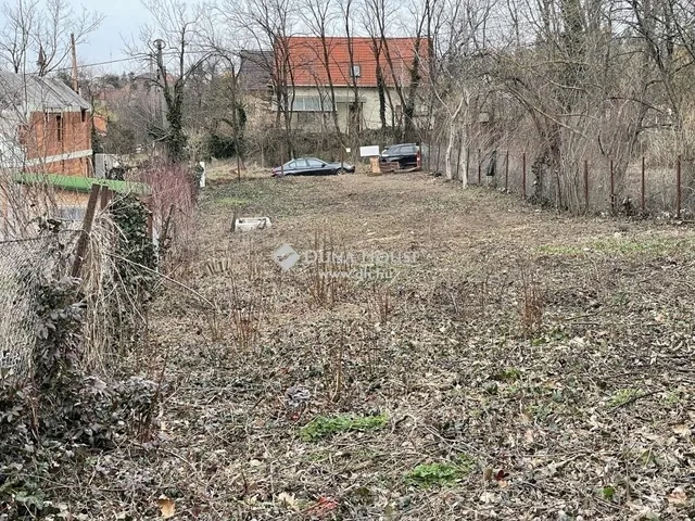 Eladó telek Veresegyház 880 nm