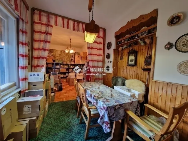 Eladó ház Budapest XVI. kerület, Sashalom 175 nm