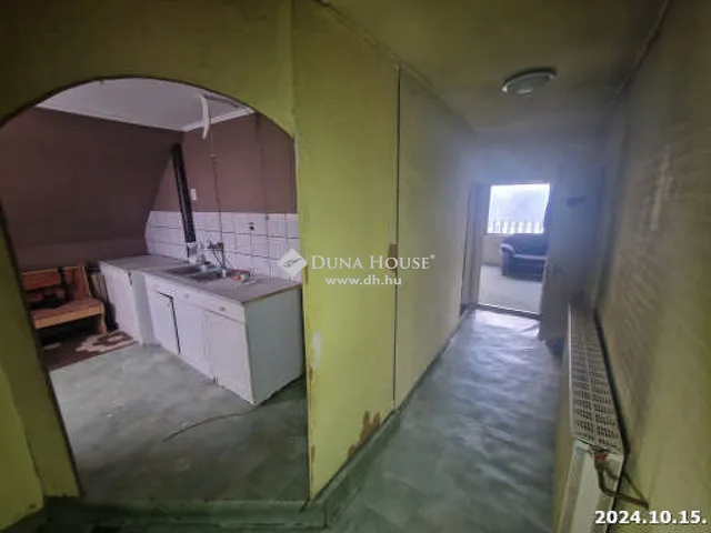 Eladó lakás Gyál 127 nm