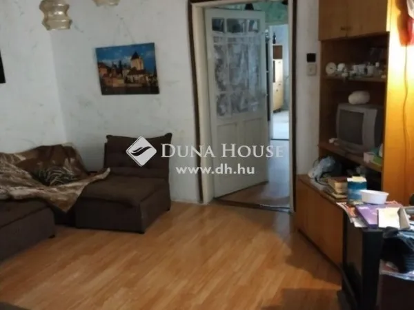 Eladó ház Nagytarcsa 100 nm