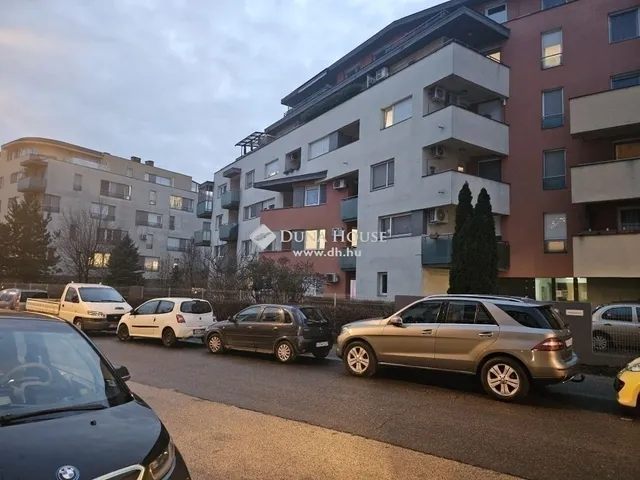 Eladó lakás Budapest X. kerület 64 nm
