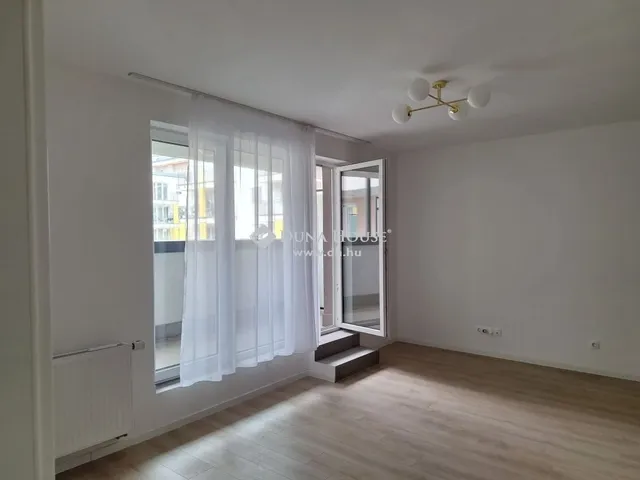 Eladó lakás Budapest XIII. kerület, Lőportárdűlő 55 nm